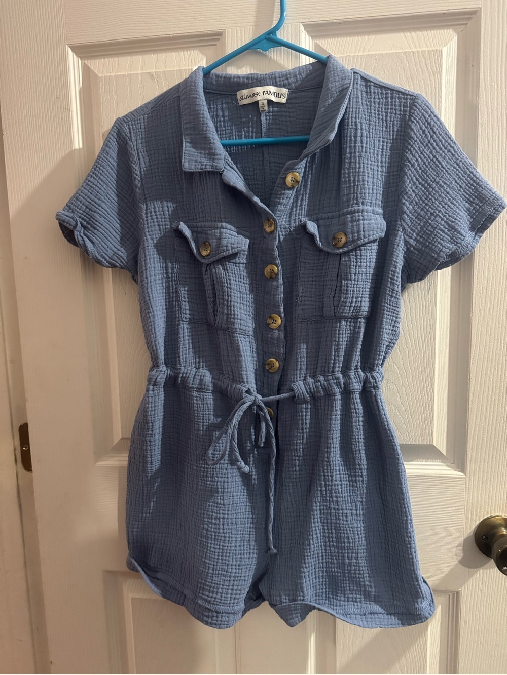 Almost famous women's Blue Short-Sleeve Romper seersucker XL